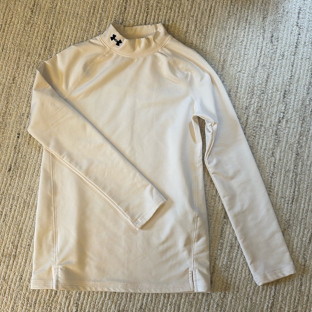 Under Armour coldgear mock neck top sz YMD